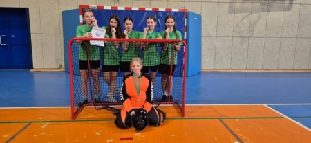 III MIEJSCE - GMINNE ZAWODY UNIHOKEJA